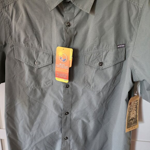 Pacific Trail Mens Shirt Medium Green UPF 30 Moisture Wicking Outdoor Hiking NWT - Picture 2 of 13